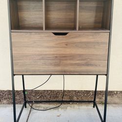 Tall Desk / Hutch 