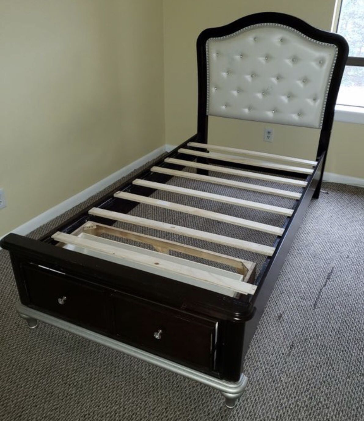 Twin bed frame