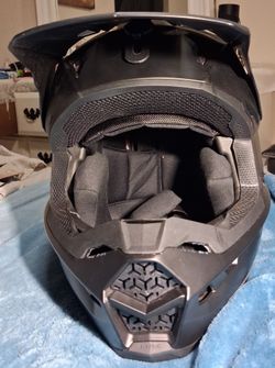 Fly Racing Kinetic Solid Off-Road Helmet