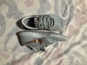Nike Free Run Sneakers Gray Rose Gold
