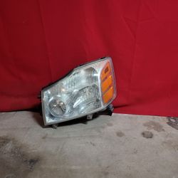 2004 - 2007 Nissan Titan Headlight Oem Driver Side 