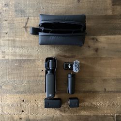 DJI Osmo Pocket 3 Creator Combo