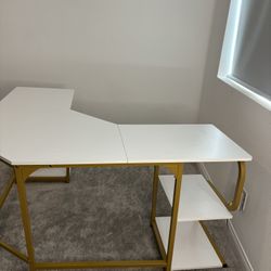 Large 4-Tier Desk