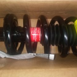 Monroe Quick Strut 171101L Suspension Strut And Coil  Spring 