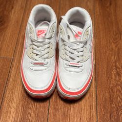 Air Max Nike Undefeated 