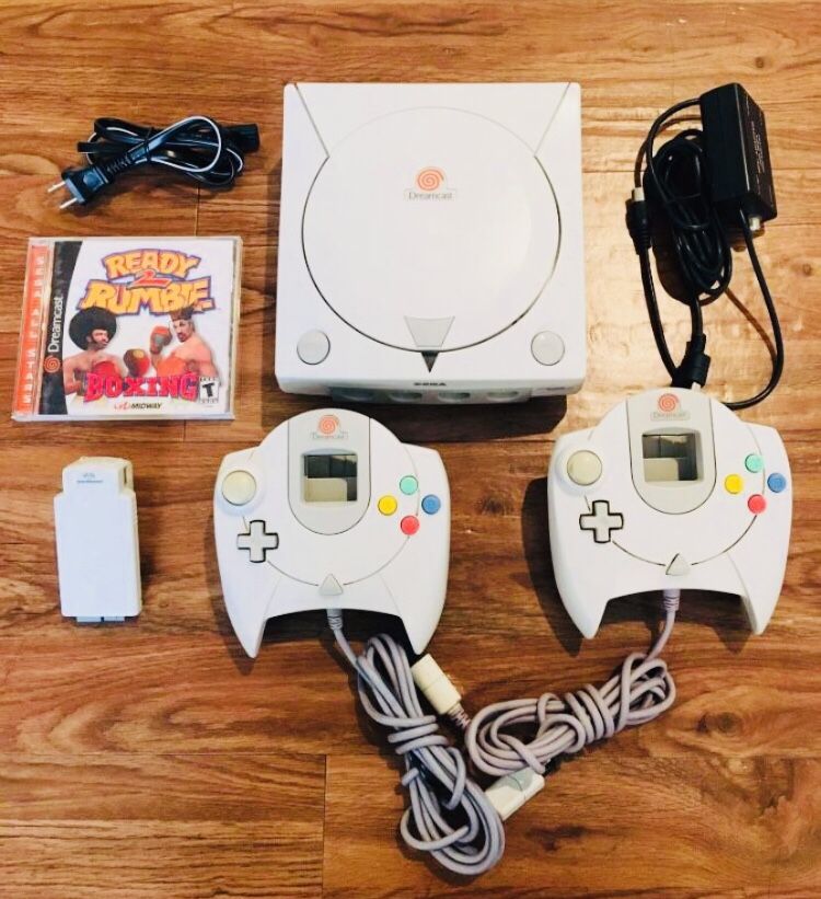 Sega Dreamcast Console Bundle with 2 Controllers, Memory Card