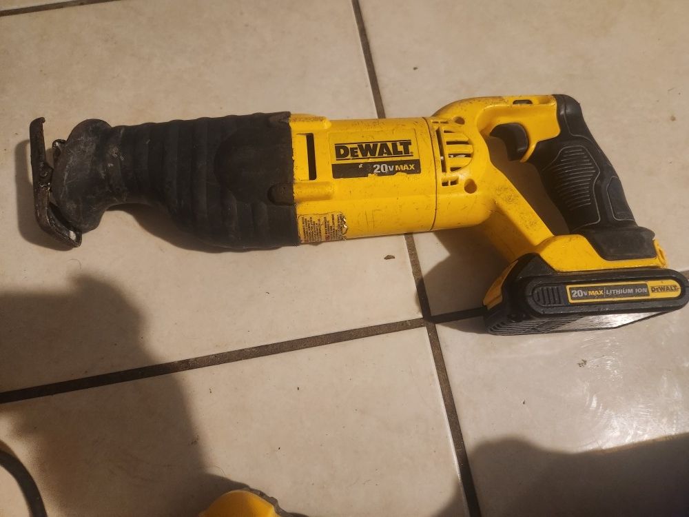Dewalt Sawsaw