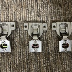 BLUM 1/2" overlay compact hinges 38C355-01 (110 Pieces)