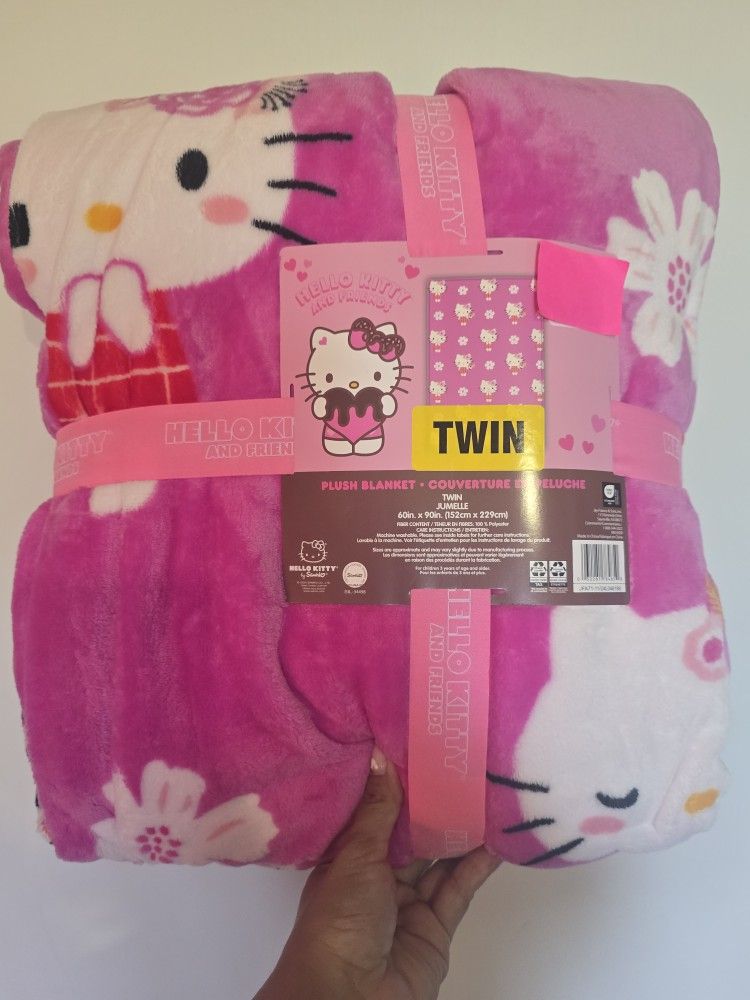 💖 Hello Kitty Twin Blanket 💖 