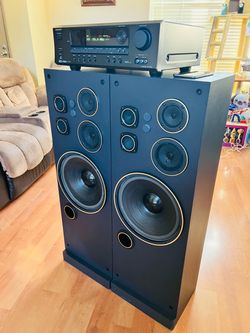 ~EXCELLENT SOUND GREAT BASE FULLY FUNCTIONAL HOUSE AUDIO SYSTEM~