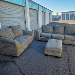 Microfiber light brown livingroom set Located In Mesa Main & Gilbert Rd 