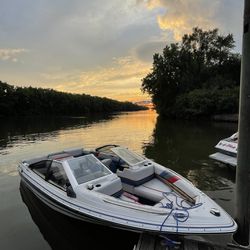 Boat, 89 Bayliner