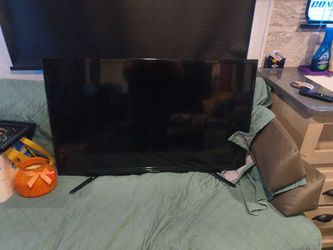 Hisense Flat Screen TV with Stand