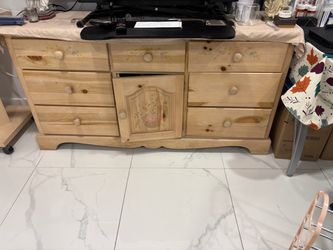 Dresser used