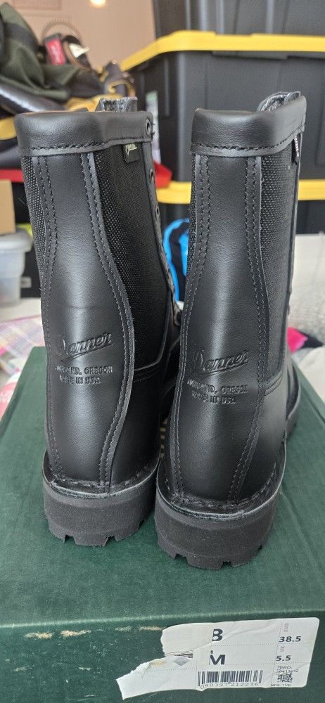 Brand New Danner Boots Size 8