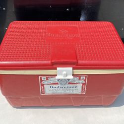 Vintage Budweiser Igloo Ice Chest Cooler