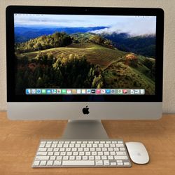 Like New Beautiful 2013 iMac 21.5”