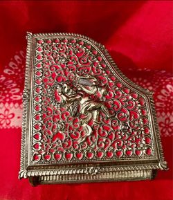Vintage Cherub Music Box