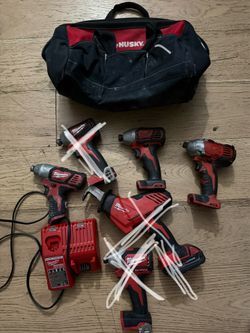 Milwaukee tool set