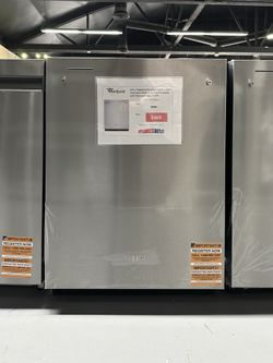 Whirlpool 24 in. 47 dBA Top Control Built-In Tall Tub Dishwasher w/Third Level Rack