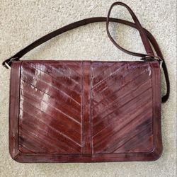 Genuine Eel Skin Purse W/Strap
