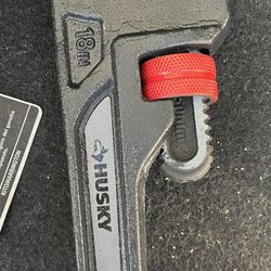 Pipe Wrench 