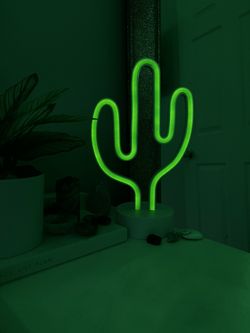 Green Cactus Shaped Led Light 