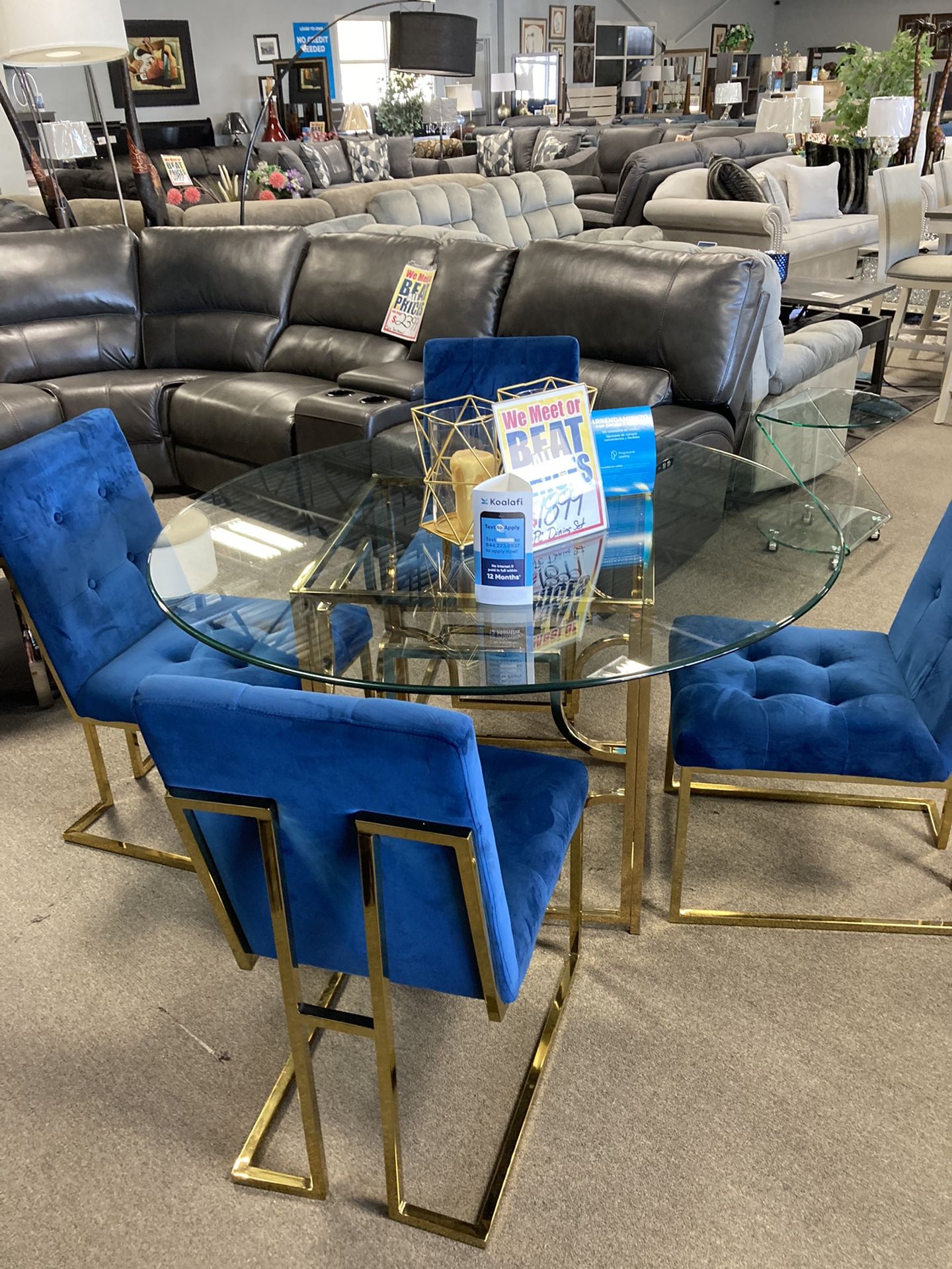 Classy Dining Set Easy Financing $1899