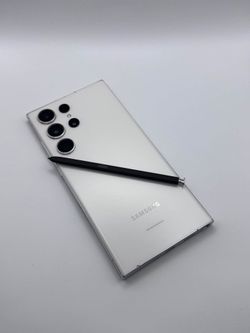 Samsung Galaxy S23 Ultra 128GB – Factory Unlocked – Excellent Condition – Under Warranty / FlexEmarket Unbeatable Price