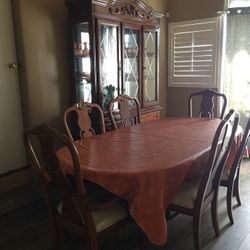 Dinning Table, China Cabinet And 6 Chairs. 400.00 OBO