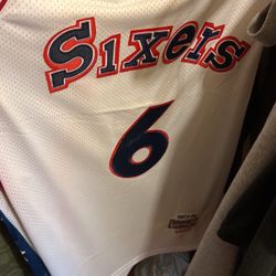 Sixers Throwback