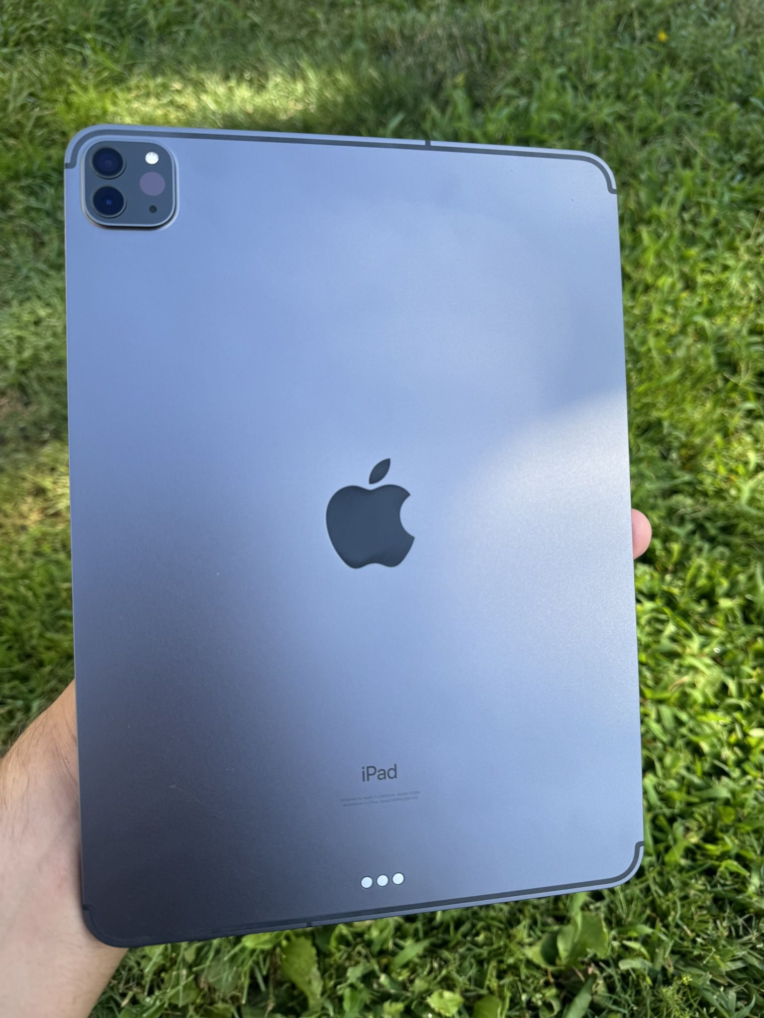 iPad Pro 12.9” M1 5th Generation ( WiFi & Cellular )