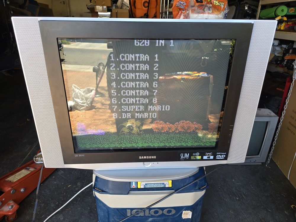 SAMSUNG TX-S2783 SLIMFIT 27" CRT TV RETRO GAMING TELEVISION - (NO REMOTE)