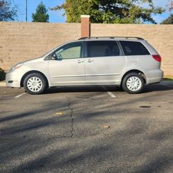 2006 Toyota Sienna