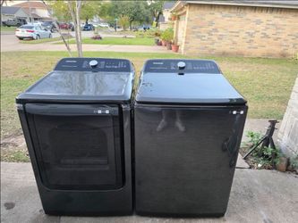 2024 Samsung Washer And !!! GAS !!! Dryer