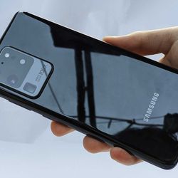 Samsung Galaxy S20 Ultra 5G 128gb  Unlocked, FREE Smartwach/ Headphones. Pay $1 Today Rest in payments. NO CREDIT NEEDED FINANCING