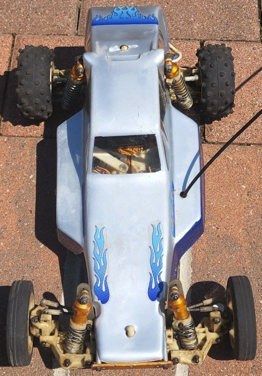 Team Associated Rc10 Vintage Gold Pan