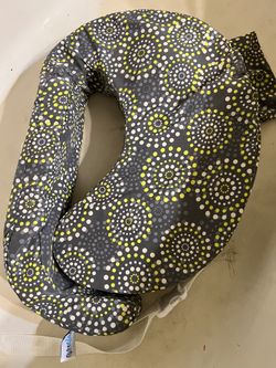 Breast Feeding Pillow
