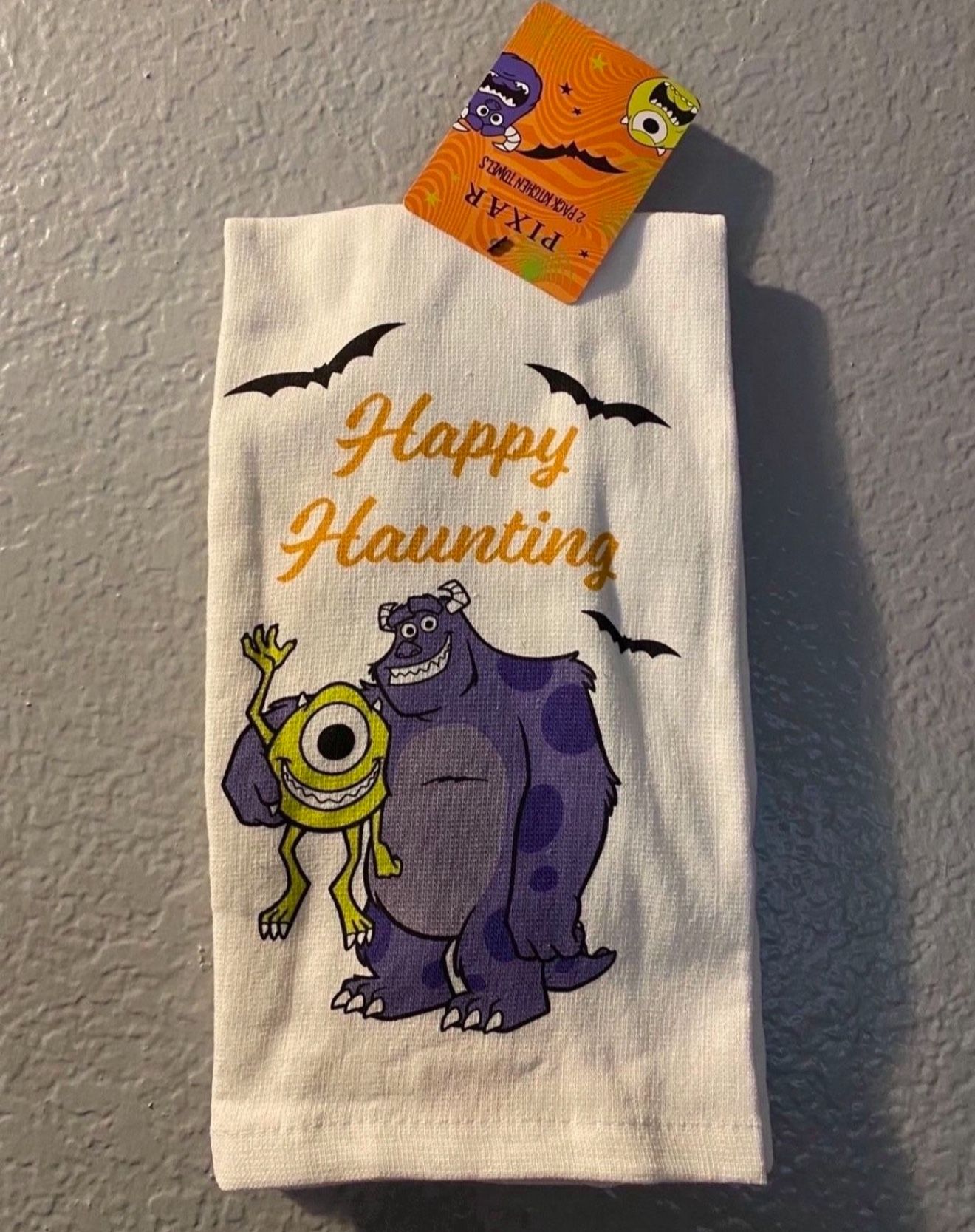 DISNEY HALLOWEEN MONSTERS INC KITCHEN TOWELS SULLY MIKE WAZOWSKI DISNEY KITCHEN TOWEL SET OF 2 HALLOWEEN TOWELS SULLEY