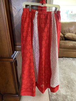 Vintage Woman’s Red/ White Lace Long Skirt Size Medium 