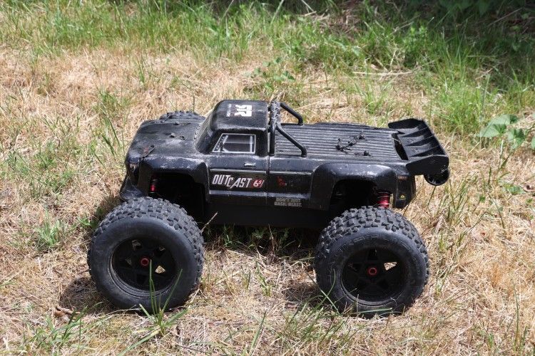 Arrma Outcast