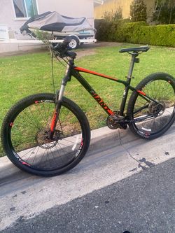 Giant talon 2 21 speed tires 27.5 disc brakes