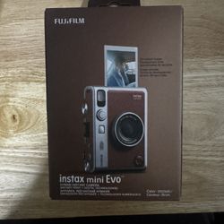 Fuji film Instax Mini Evo