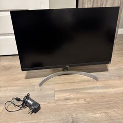 LG 24” Full HD LED Monitor – Excellent Condition + Power Cord