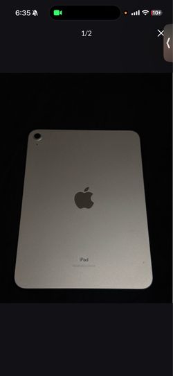ipad 10th generation almost brand new, comes with box only thing you need is a chargrr