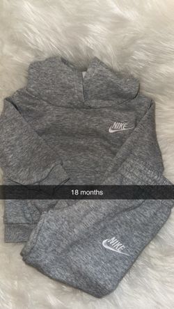 Nike set size 18 months