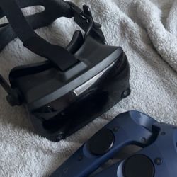 Valve Index  With HTC Vive Wands