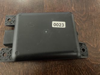 17-18 Escalade ESV Driver Side Left LH Blind Spot Radar Sensor Module OE Factory