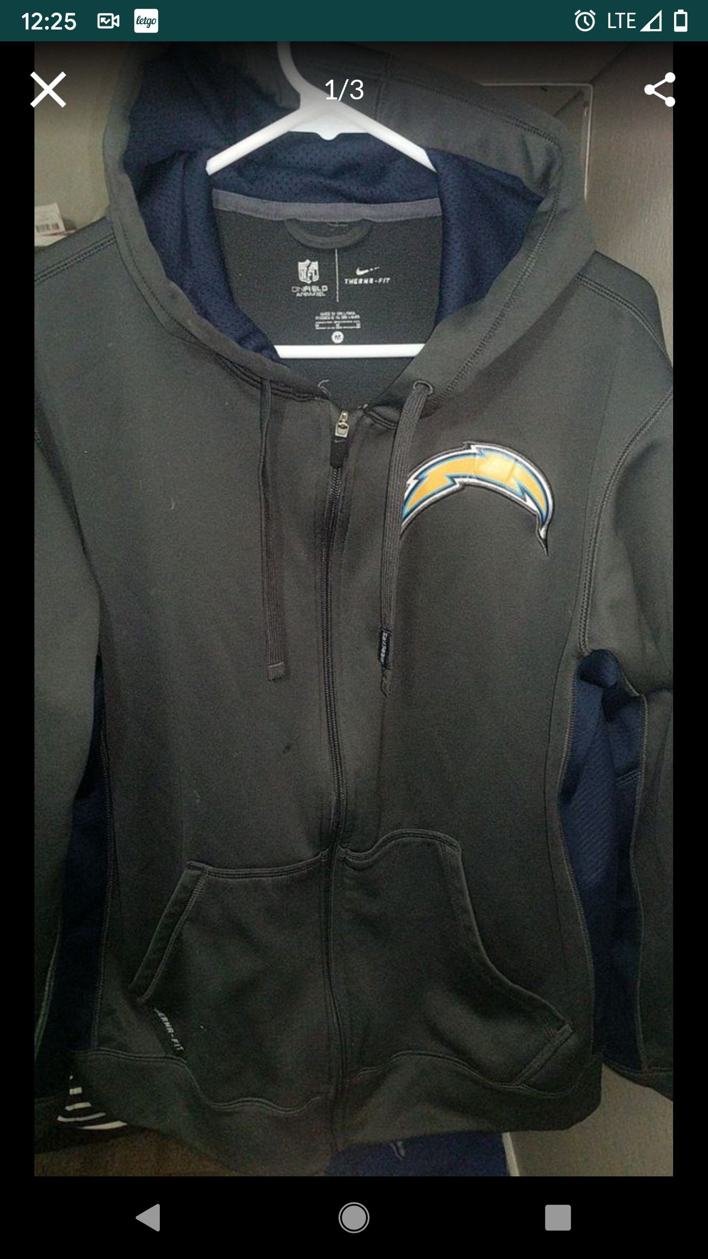 Chargers therma fit jacket