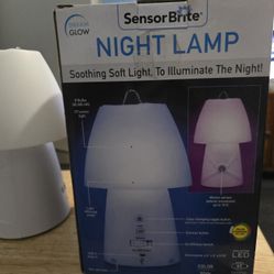 Dream Glow Sensor Bright Night Lamp